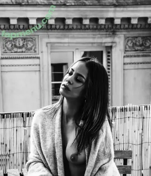  nude photo #0002