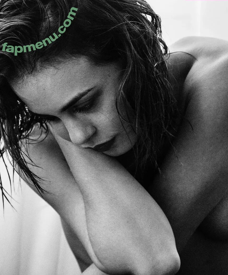 Alice Belaidi nude photo #0014 (Alice Belaidi)