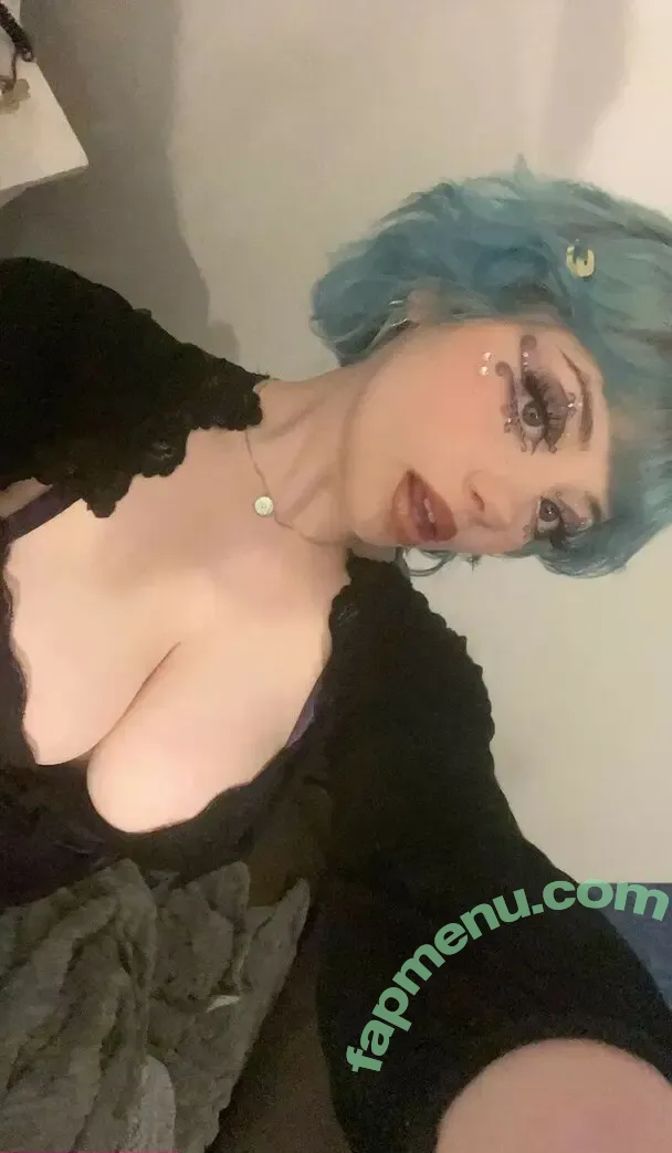Alice Faye nude photo #0019 (alice_fayeee / fayeeislost)