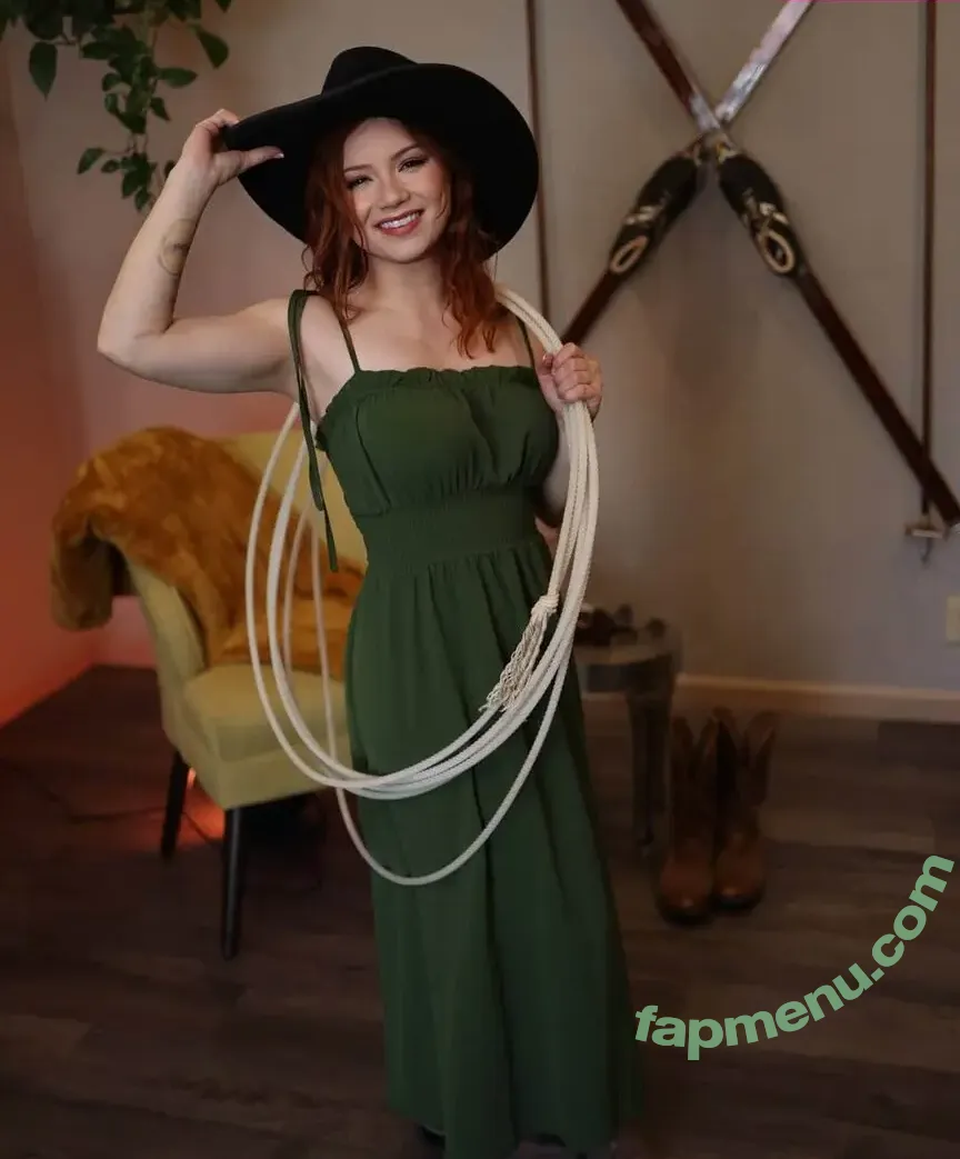 Alice Little nude photo #0054 (alicelittle / thealicelittle / thealicelittleofficial)