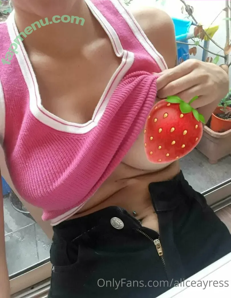 aliceayress nude photo #0017 (alice.ayress)