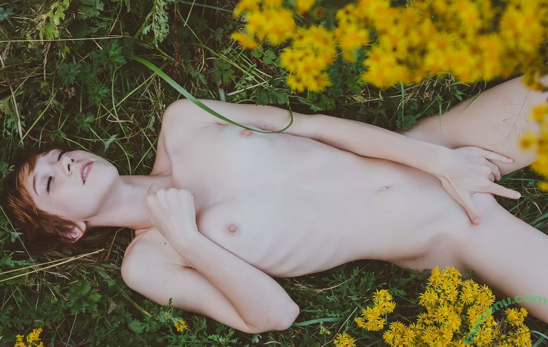 aliceoncamfree nude photo #0002 (alicewhite.xx)