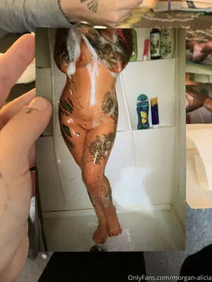 nude photo #0004