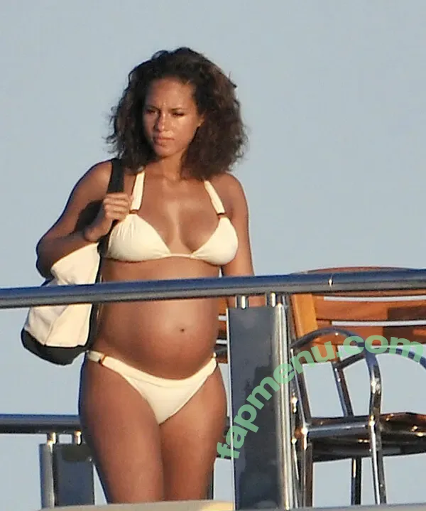 Aliciakeys nude photo #0018 (Aliciakeys)