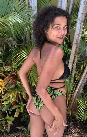 Alina Ali / alinaali5796 / alinaalixoxo nude photo #0011