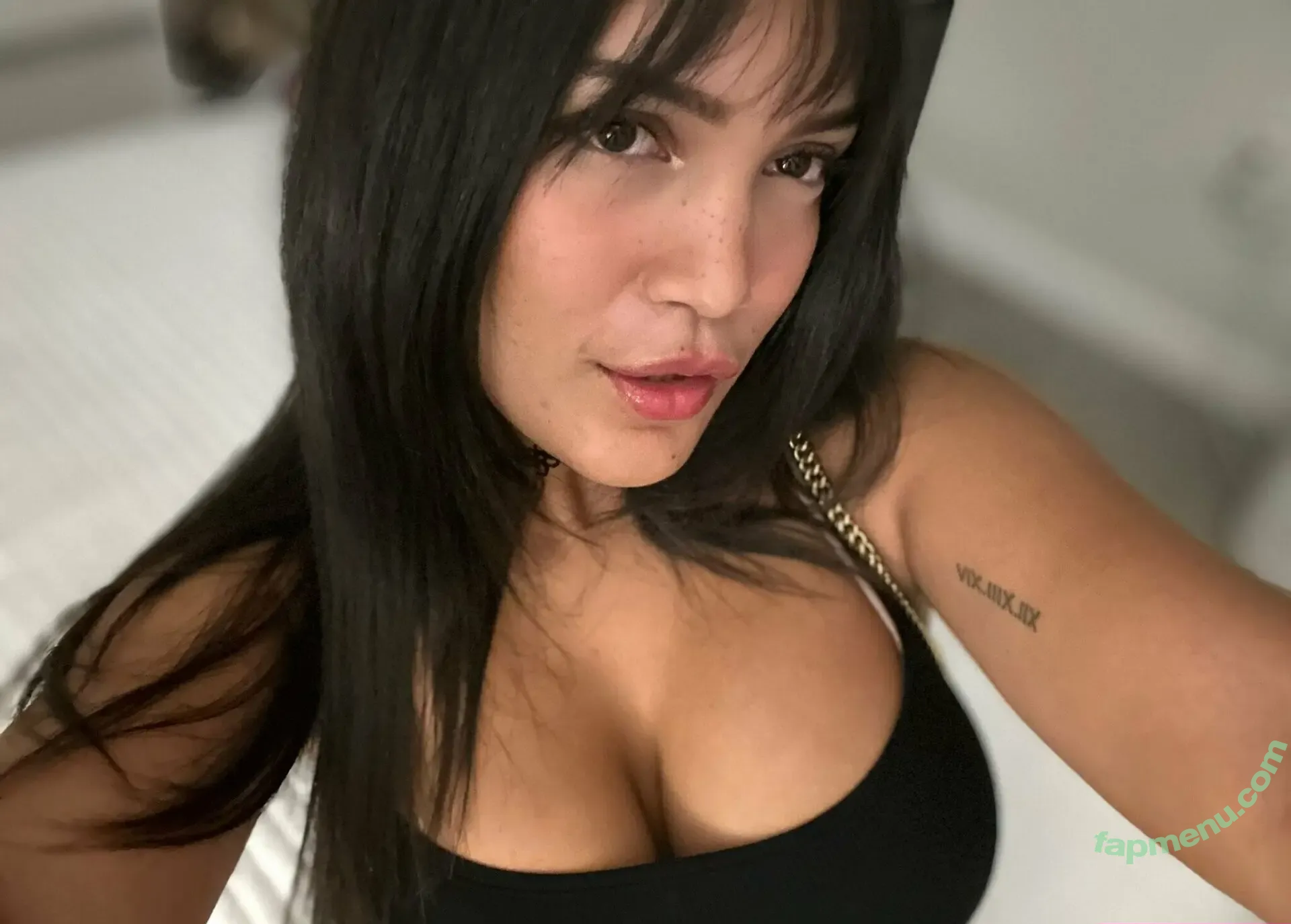 Alinabelle nude photo #0689 (AlinaxBelle / alinabllx)
