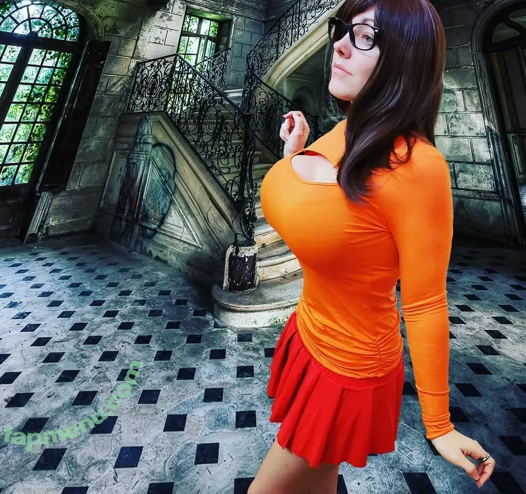 alinamasquerade nude photo #0120 (alinamasquerade_backup)