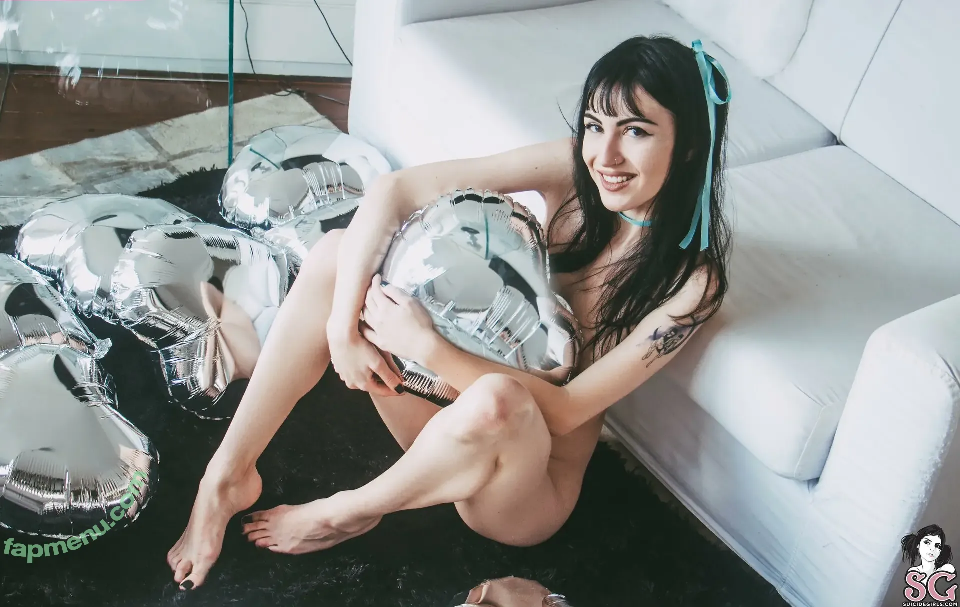 alineem nude photo #0022 (alineem_)