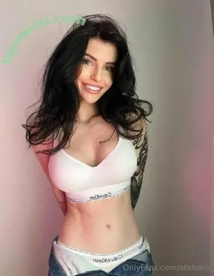 alishanii nude photo #0008