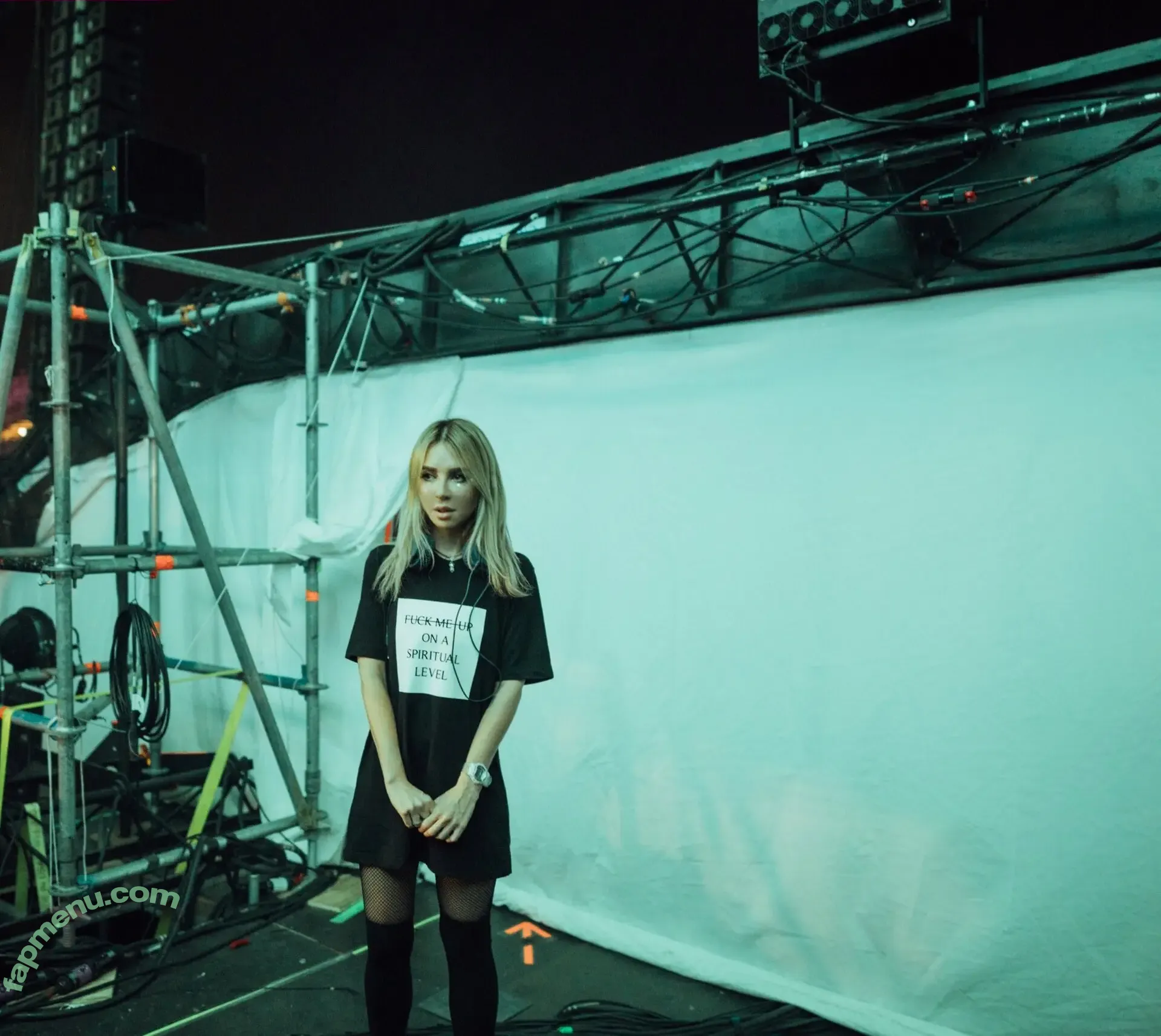 Alison Wonderland nude photo #0152 (alisonwonderland / allywonder)