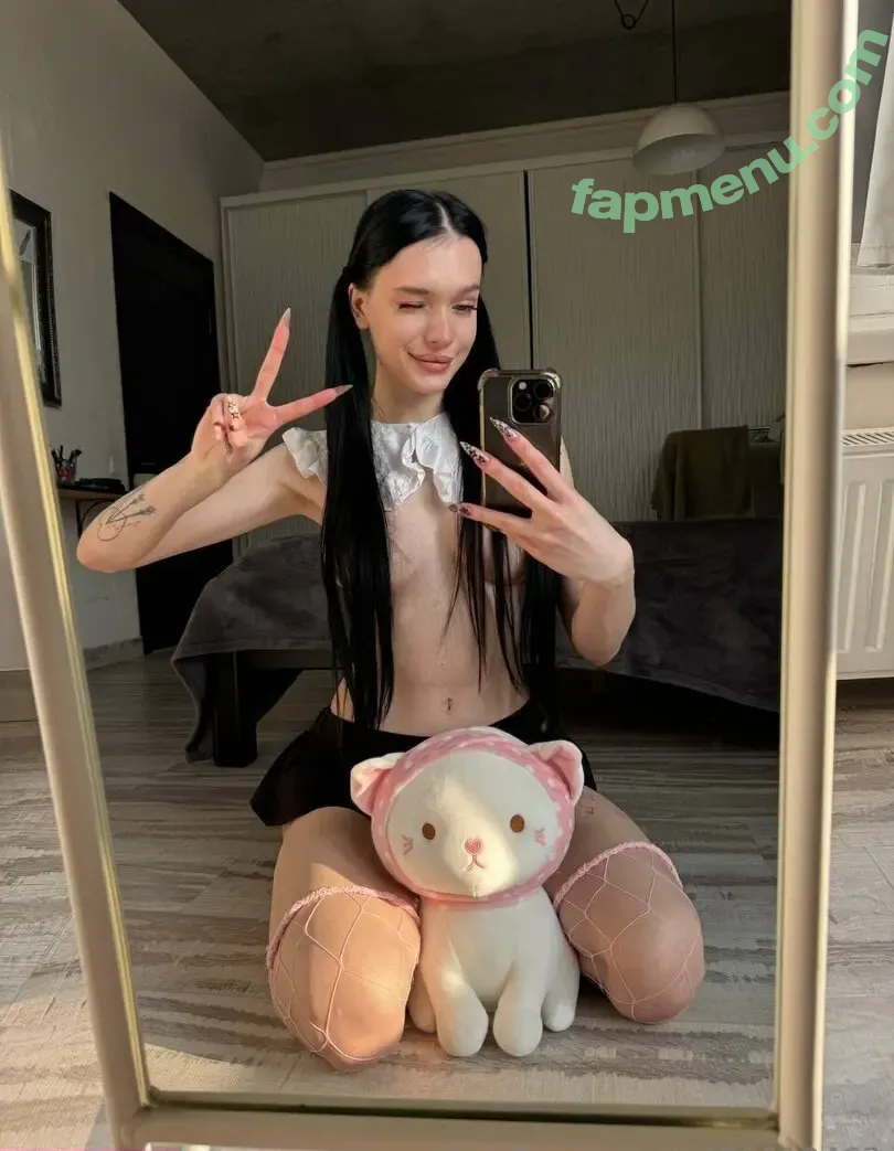 alisssweet nude photo #0004 (alisssweet)