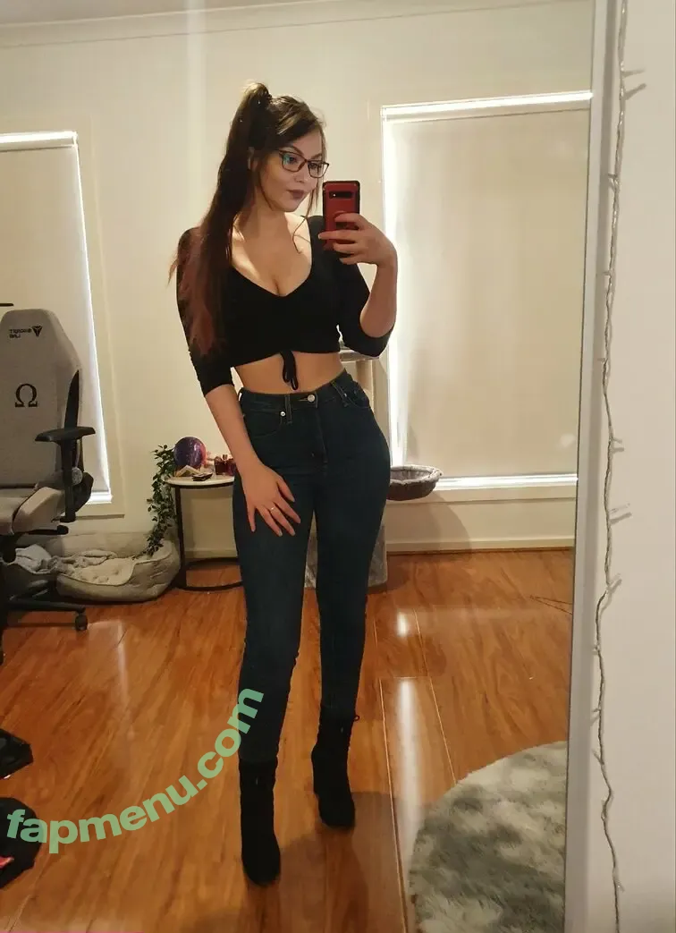 Aliythia nude photo #0011 (Aliythia)