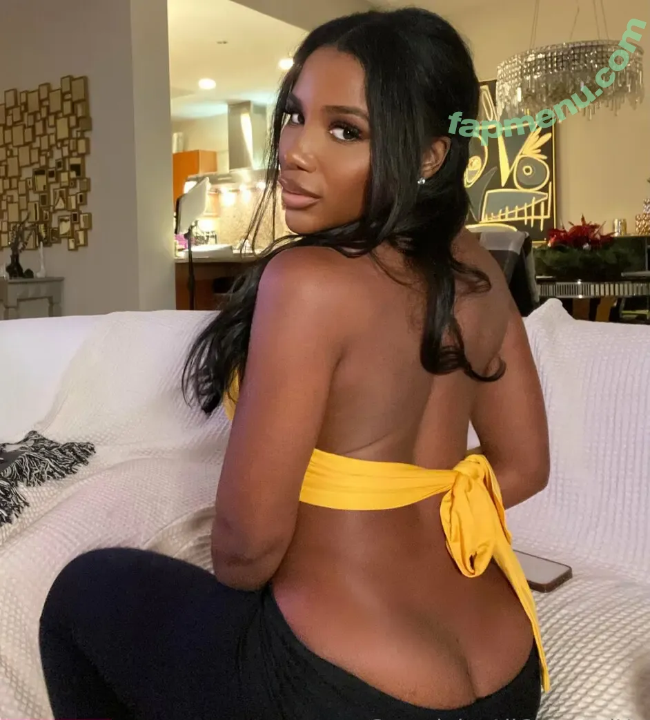 Allchargedup nude photo #0242 (Ashley Christen / sashafoxyy / toned_ash)