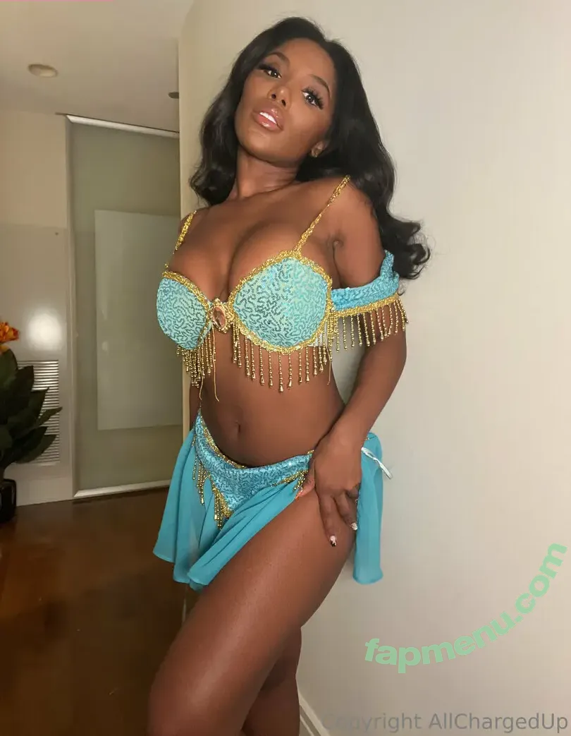 Allchargedup nude photo #0255 (Ashley Christen / sashafoxyy / toned_ash)