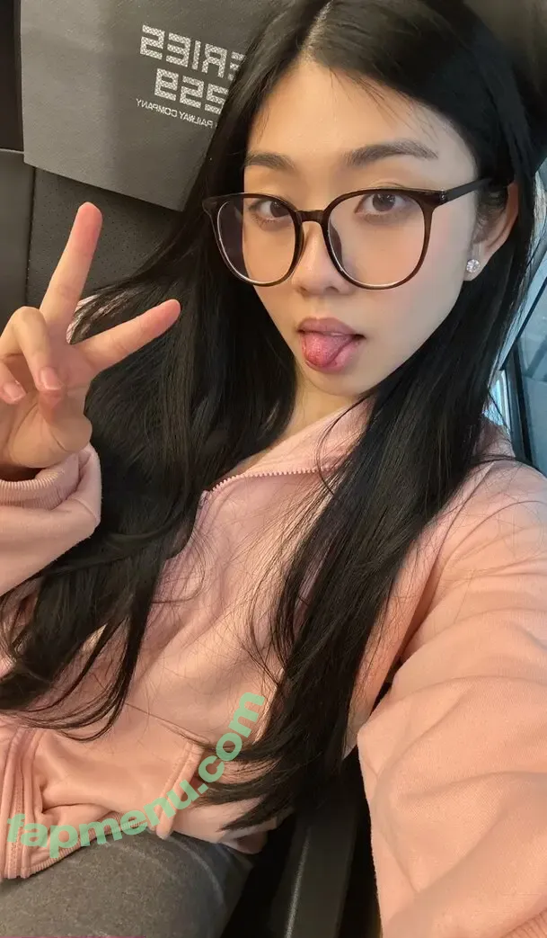 Allecake nude photo #0001 (Allecake)