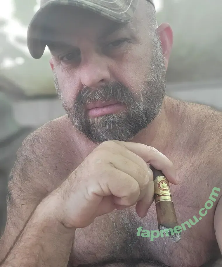 Allenbear1975 nude photo #0003 (Allenbear1975)