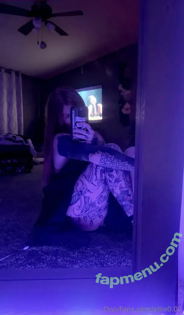 allie0.07 nude photo #0022 (a.l.l.i.e.07)