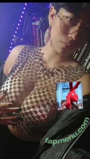  nude photo #0002