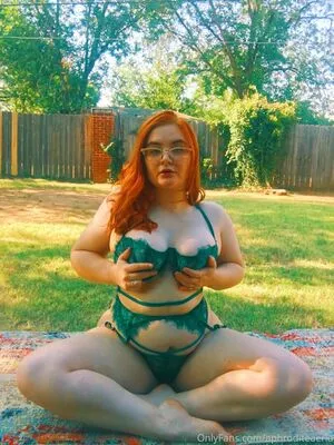 Allisonivyx / allisonivymusic nude photo #0176