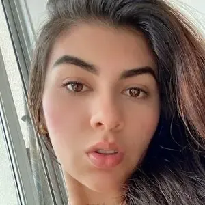 Alma_Plays / Alma Plays nude photo #0009