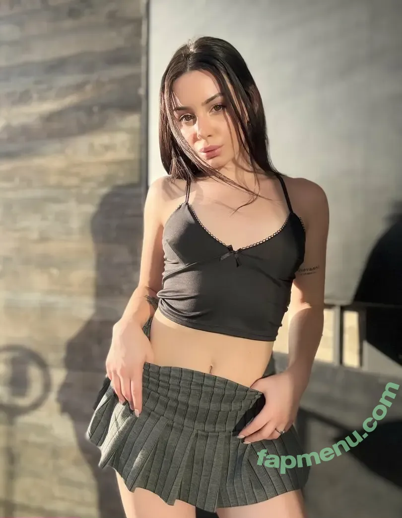 Almendra Gala nude photo #0006 (Almendra Gala)