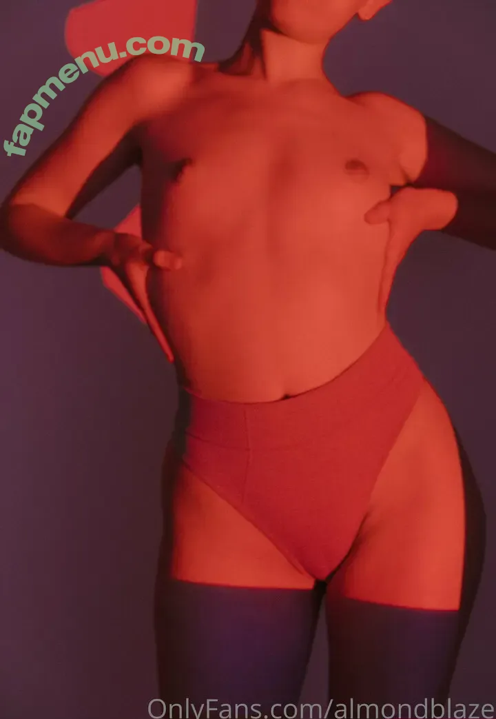 almondblaze nude photo #0001 (almondblaze)