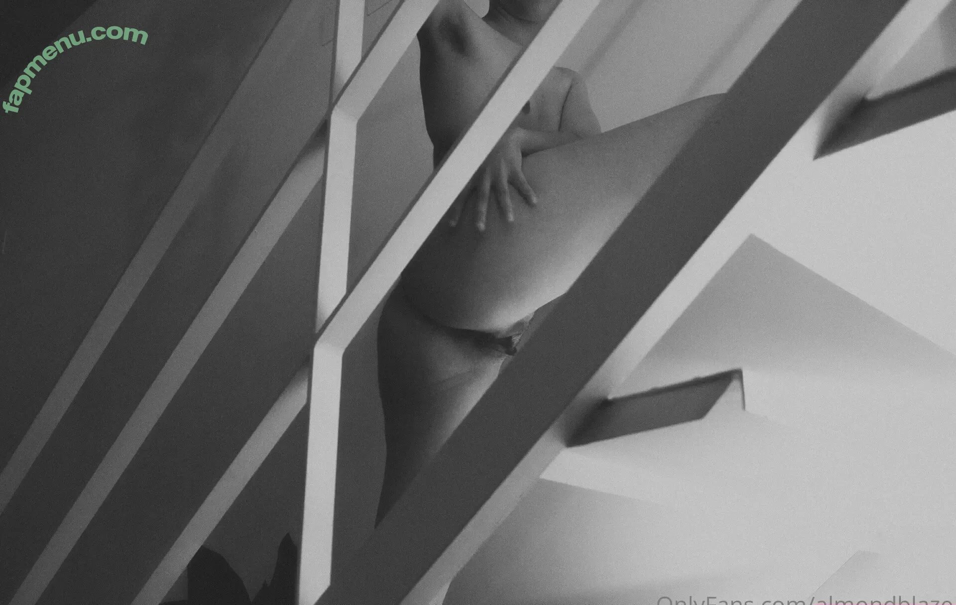 almondblaze nude photo #0013 (almondblaze)