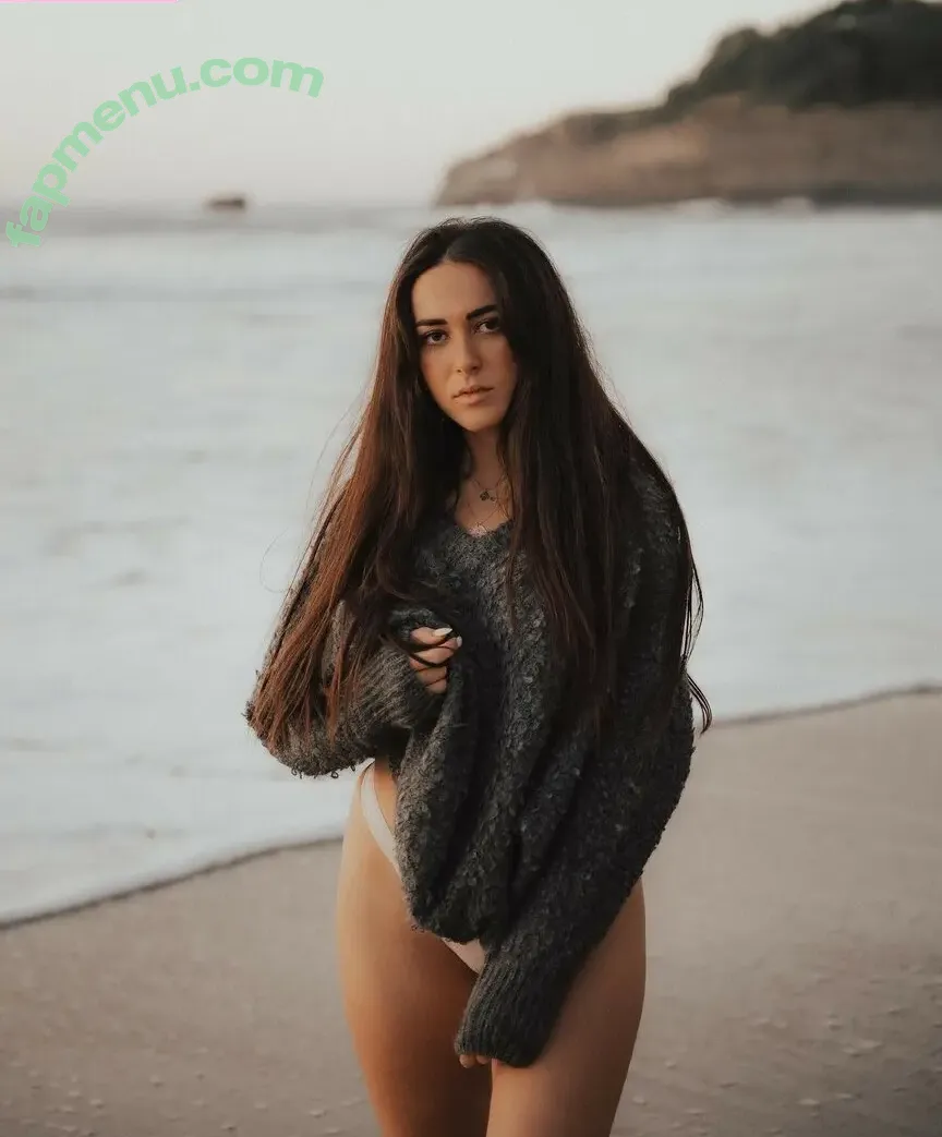 Alohalaia nude photo #0131 (alohalaia_)