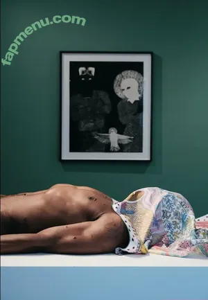  nude photo #0001
