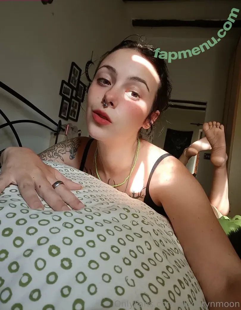 alucarynmoon nude photo #0036 (alucarynmoon)