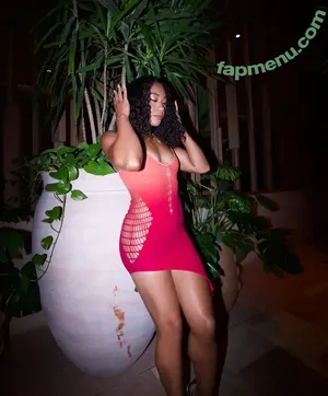Alycia Baumgardner / alyciabaumgardner nude photo #0153