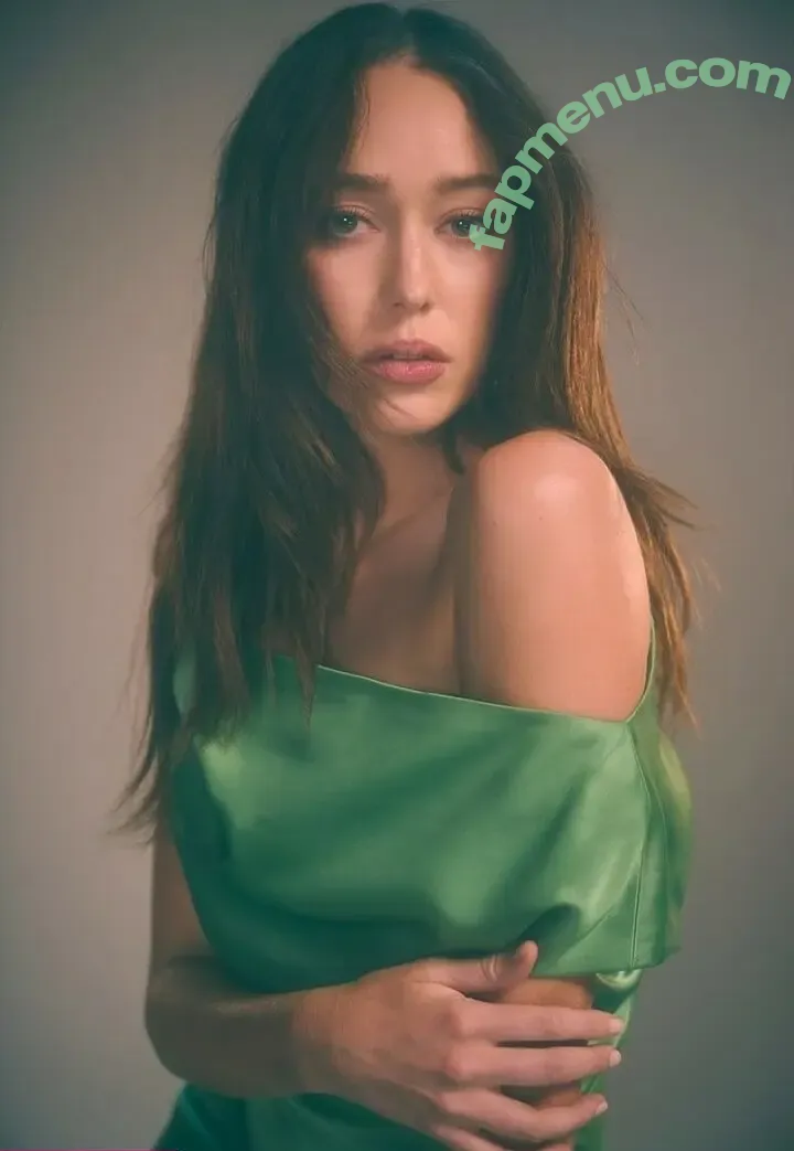 Alycia Debnam Carey nude photo #1428 (DebnamCarey / alyciajasmin)
