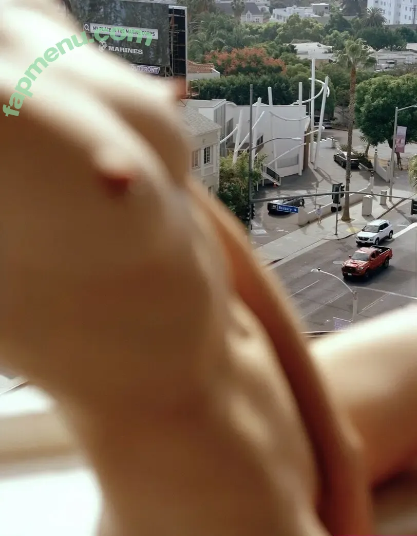Alycia Debnam Carey nude photo #1435 (DebnamCarey / alyciajasmin)