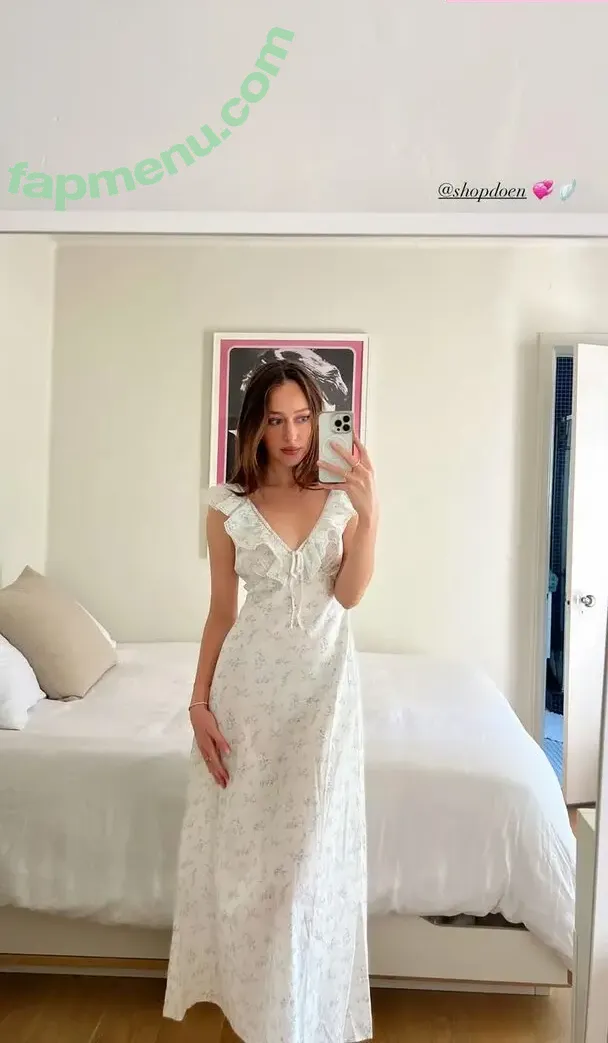Alycia Debnam Carey nude photo #1488 (DebnamCarey / alyciajasmin)