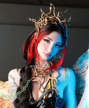 alyri / alyri_tv nude photo #0029