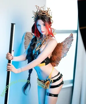 alyri / alyri_tv nude photo #0030