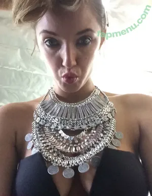 Alyssa Arce / alina770 / miss_alyssaarce / missalyssaarce nude photo #0849