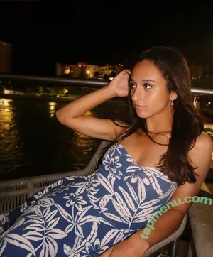 Alyssa Deblasio / aalyssa_0429 / alyssa_deblasio / alyssaa_mari / yourgirylyssaa nude photo #0002