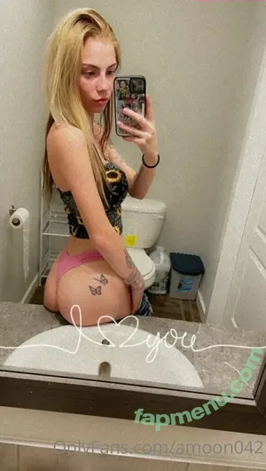 Alyssa Harvey / Bbylyss02 / bbylyss00 nude photo #0007