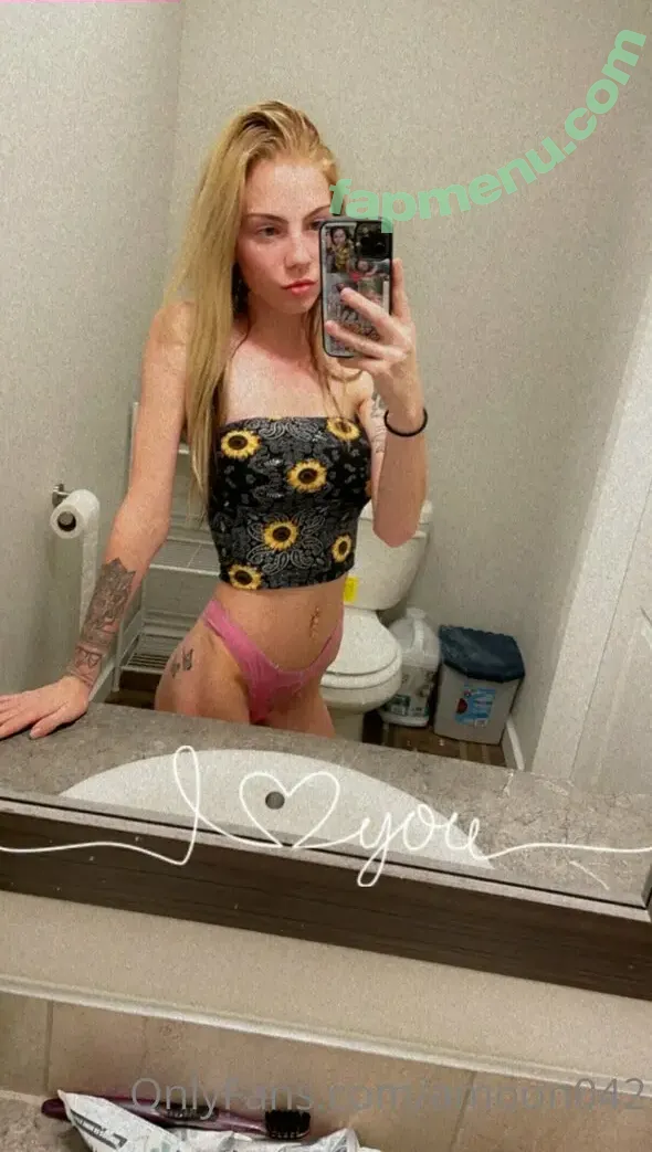 Alyssa Harvey nude photo #0005 (Bbylyss02 / bbylyss00)