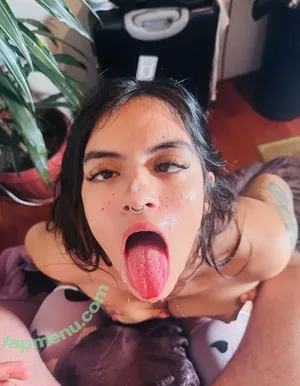 alyssa_live / alyssa_live_ nude photo #0001