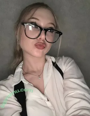 amaliapatron / gympants nude photo #0003