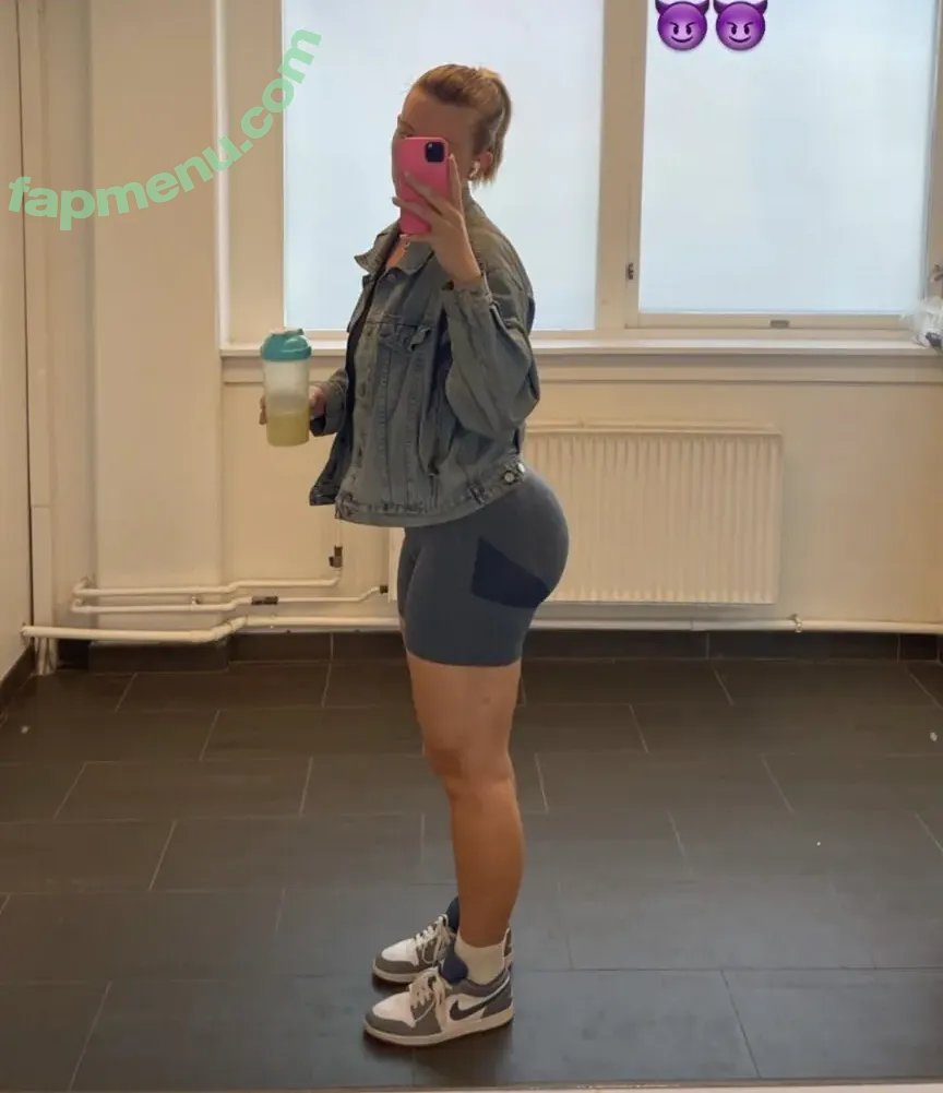 Amalie Kjeldtoft nude photo #0002 (amaliekjeldtoft)