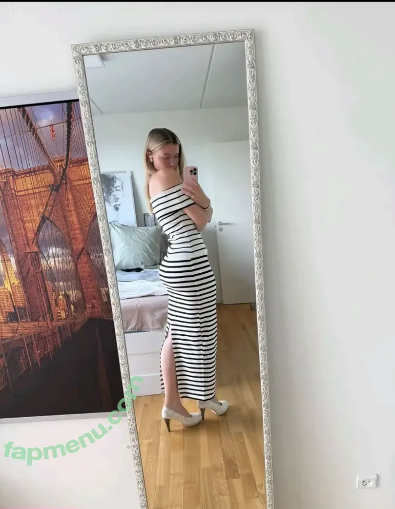 Amalie Kjeldtoft nude photo #0028 (amaliekjeldtoft)