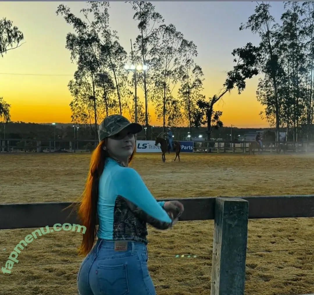 Amanda Bellmann nude photo #0001 (Amanda Muniz / Amanda.bellmann / Amuniz / Ana Bellmann / amandabellmann)