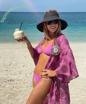 Amanda Holden / amanda_holden / noholdenback nude photo #3131