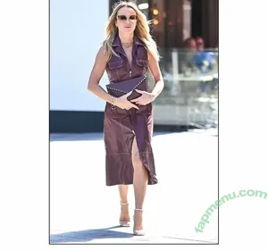 Amanda Holden / amanda_holden / noholdenback nude photo #3202