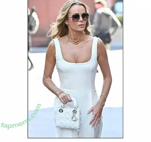 Amanda Holden / amanda_holden / noholdenback nude photo #3206