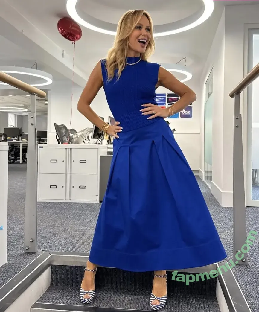 Amanda Holden nude photo #3106 (amanda_holden / noholdenback)