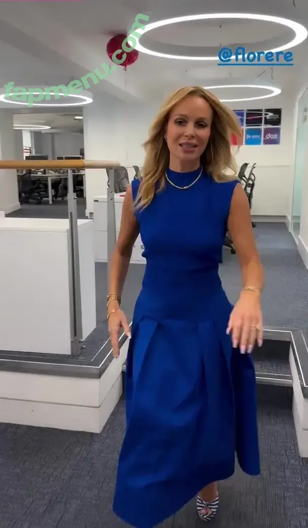 Amanda Holden nude photo #3108 (amanda_holden / noholdenback)